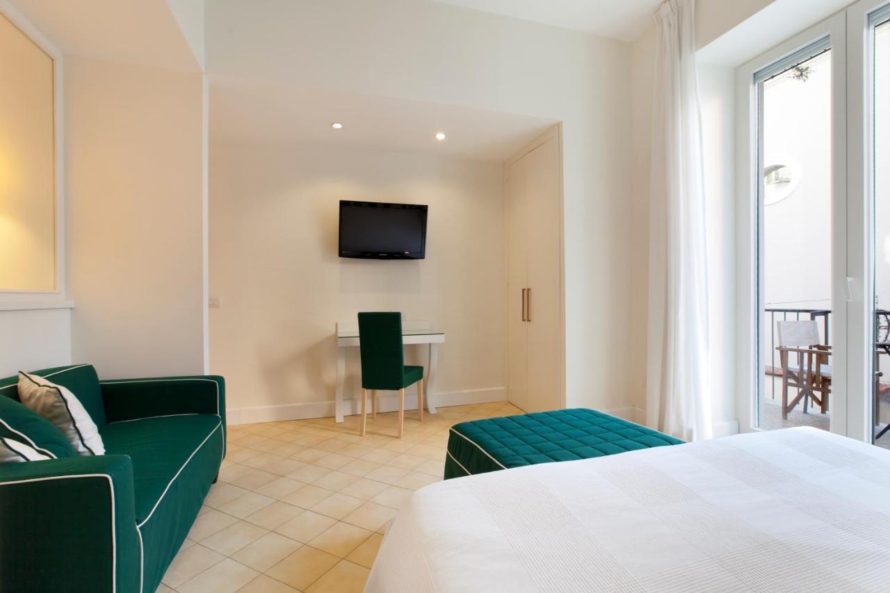 Sorrento Apartments One Екстер'єр фото