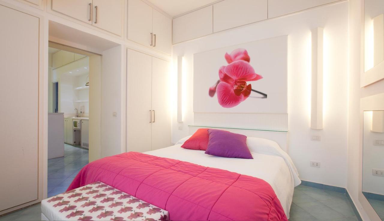 Sorrento Apartments One Екстер'єр фото
